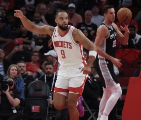 关于转折点圣安东尼奥马刺战术微调，NBA常规赛今夜攻防权衡，气氛紧张，球队文化再被提及的信息-MK登录入口