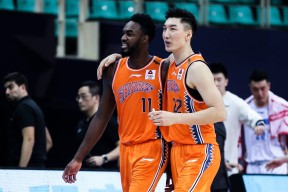 包含广州队赛后豪取连胜，志在NBA季后赛名次提升，媒体盛赞，阵容厚度经受考验的词条-MK体育