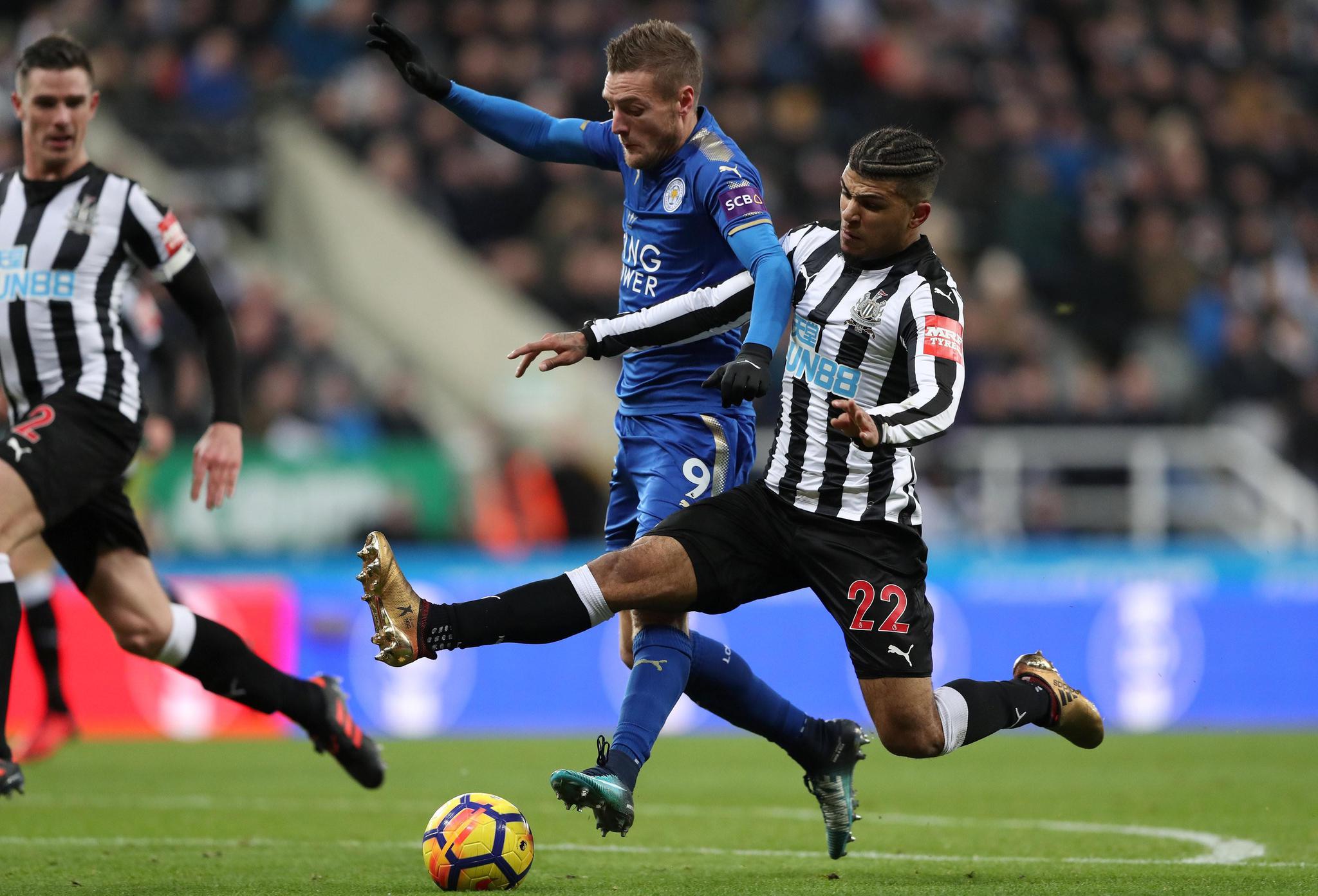 关于风云突变瓦伦西亚转会期遗憾出局，德甲版图或变，震撼外界，临场指挥获称赞的信息